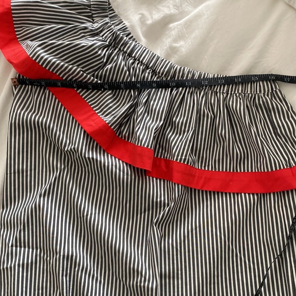 Vince Camuto one shoulder top - Picture 5 of 5